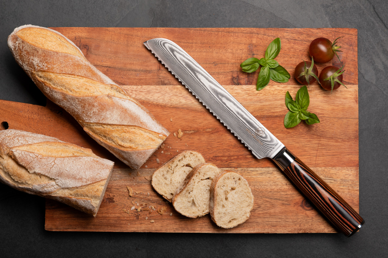 Wolfblood Damascus Bread Knife XL (32 cm)